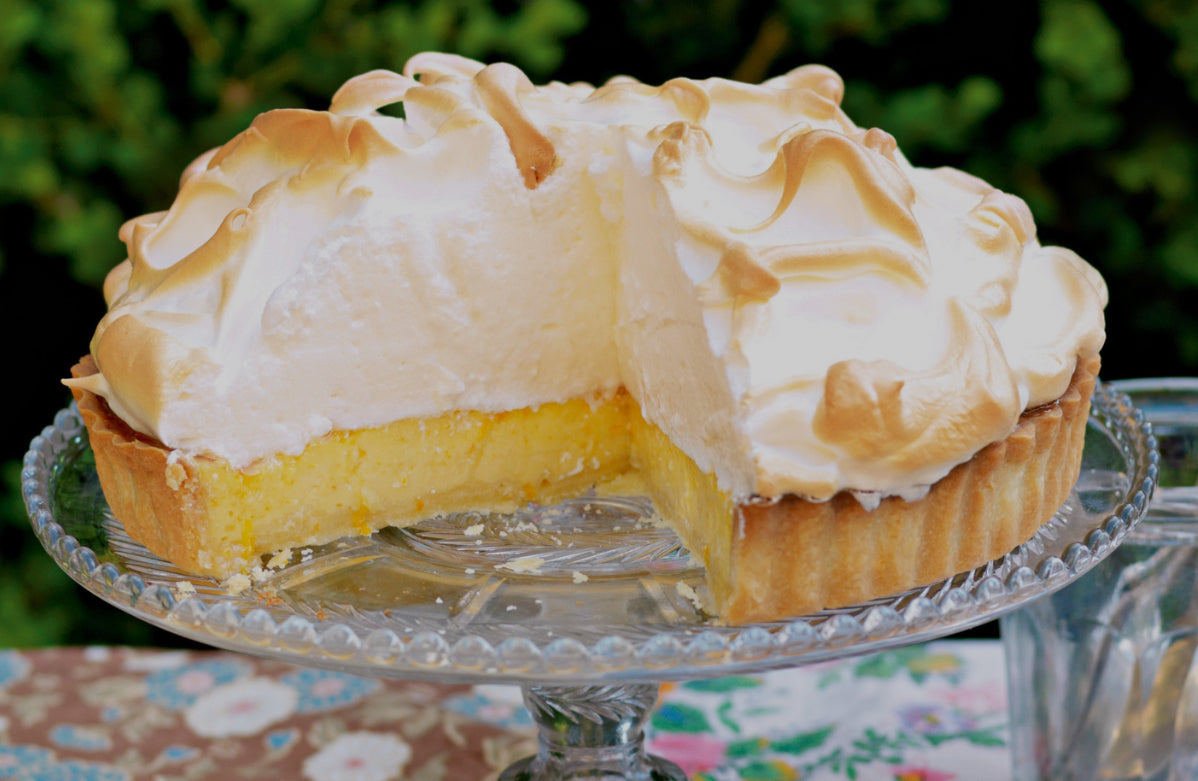LEMON MERINGUE PIE CANDLE