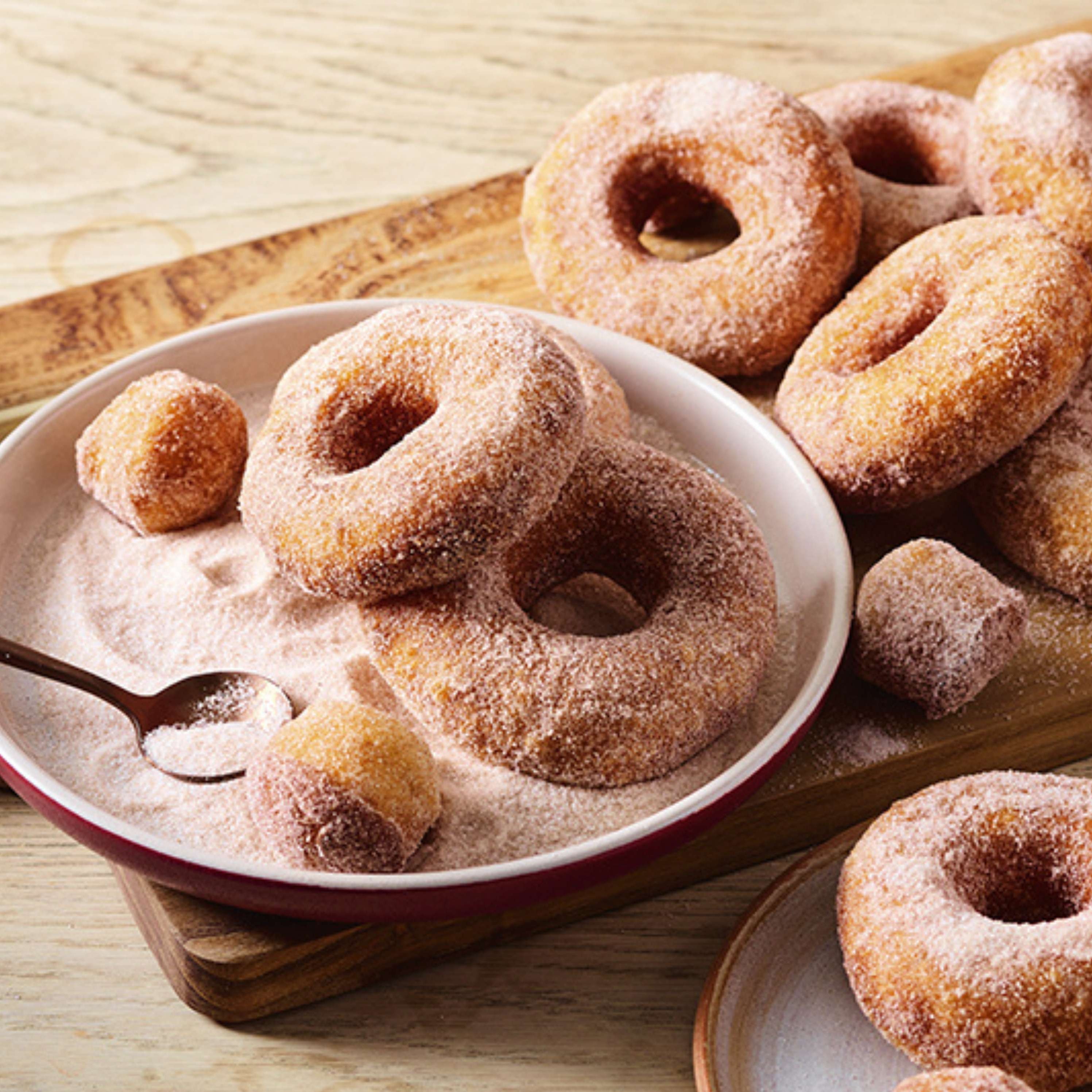 Cinnamon Doughnut Scented Candle
