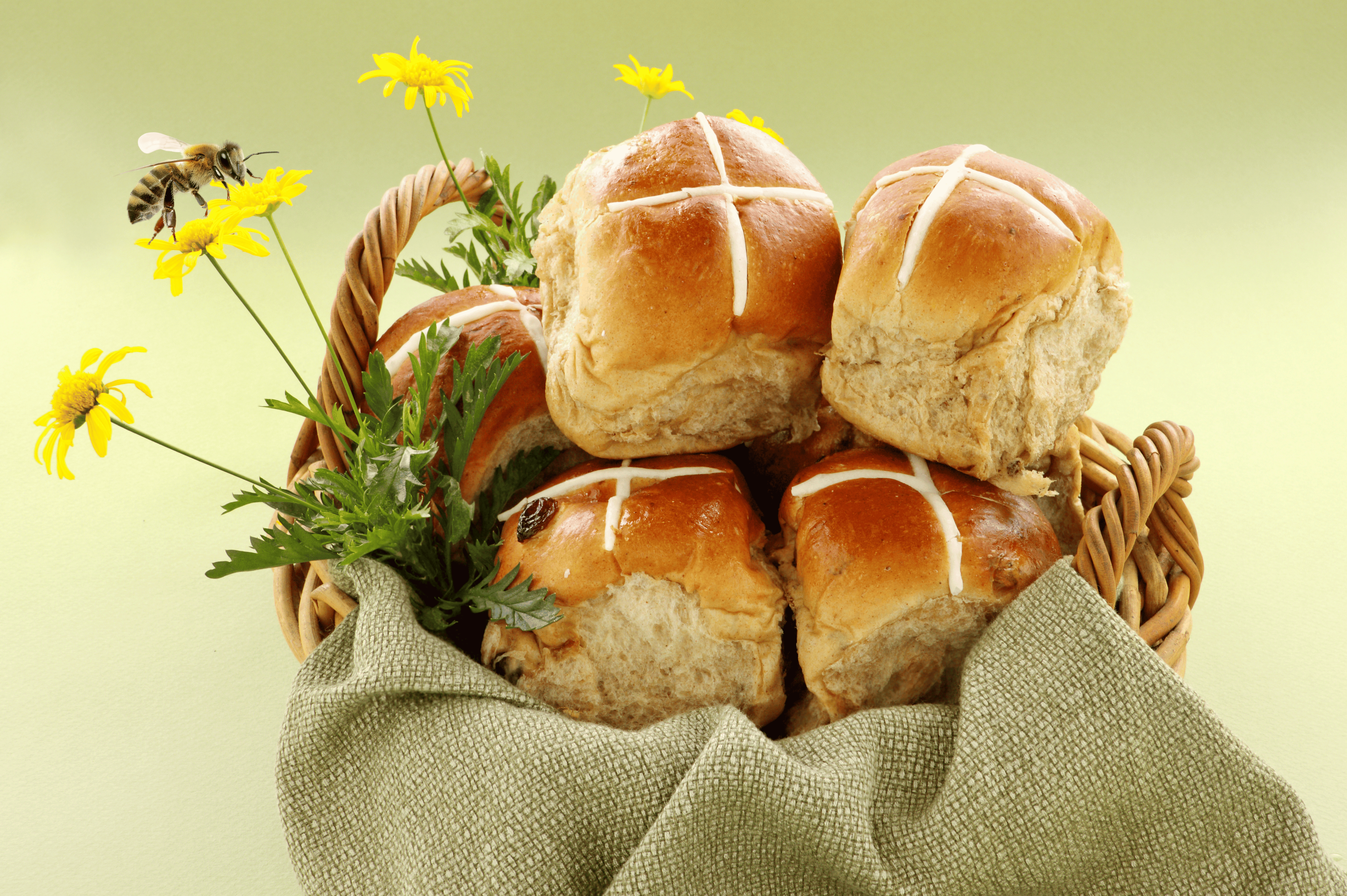 Hot Cross Buns Candle